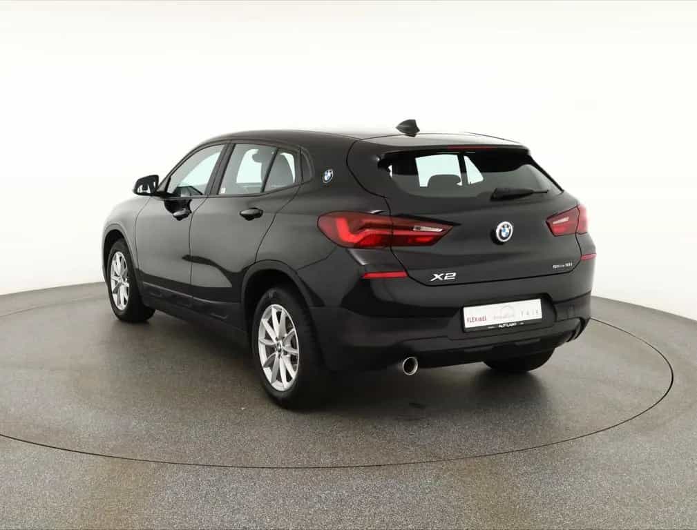 BMW X2 sDrive 18i LED Navi Sitzheizung Tempomat PDC 06/2020-photo-2