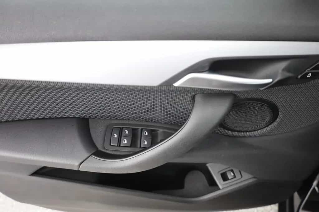 BMW X2 sDrive 18i LED Navi Sitzheizung Tempomat PDC 06/2020-photo-21