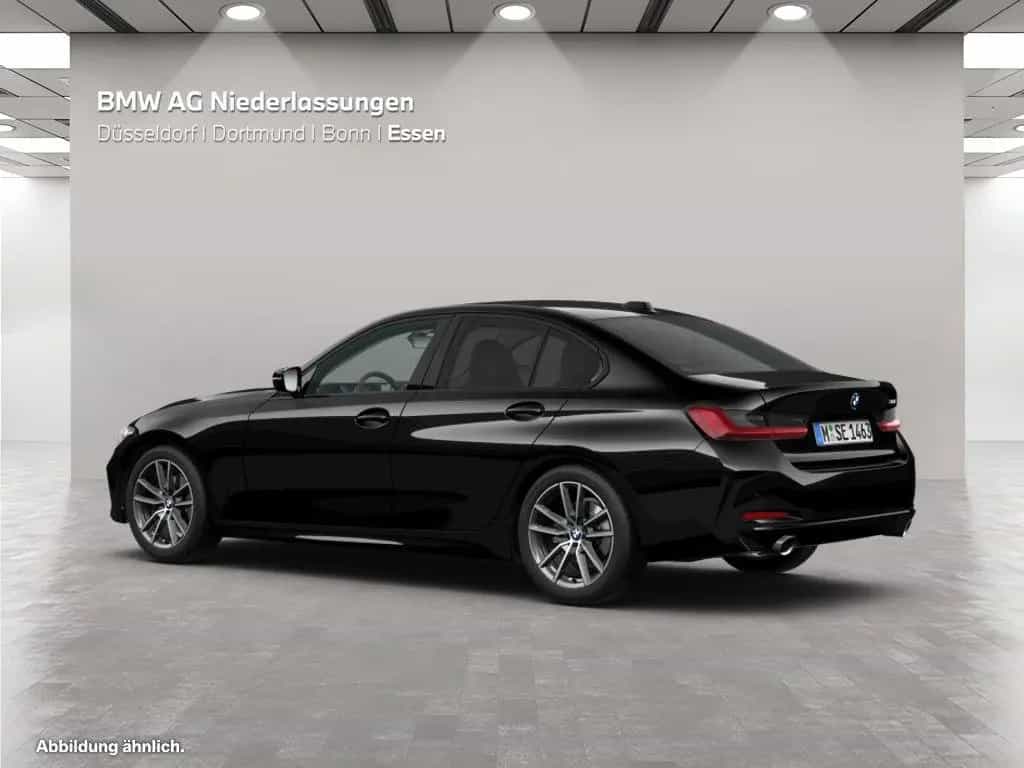 BMW 318 i Limousine LiveCockpitProf PDC Sportsitze 11/2022-photo-5