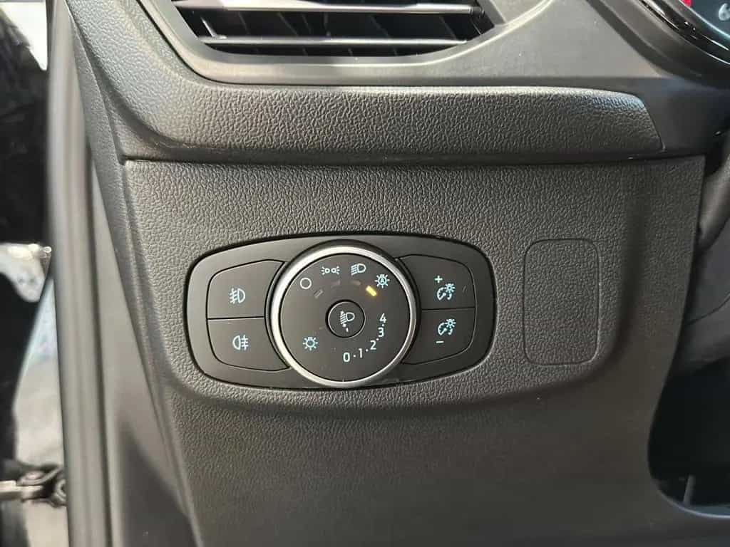 Ford Focus ST-Line Bluetooth Head Up Display Navi LED 12/2021-photo-11