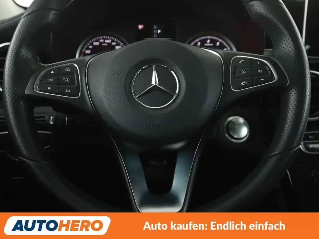 Mercedes-Benz GLC 250 4Matic Exclusive Aut.*NAVI*LED*TEMPO*PDC 01/2017-photo-18