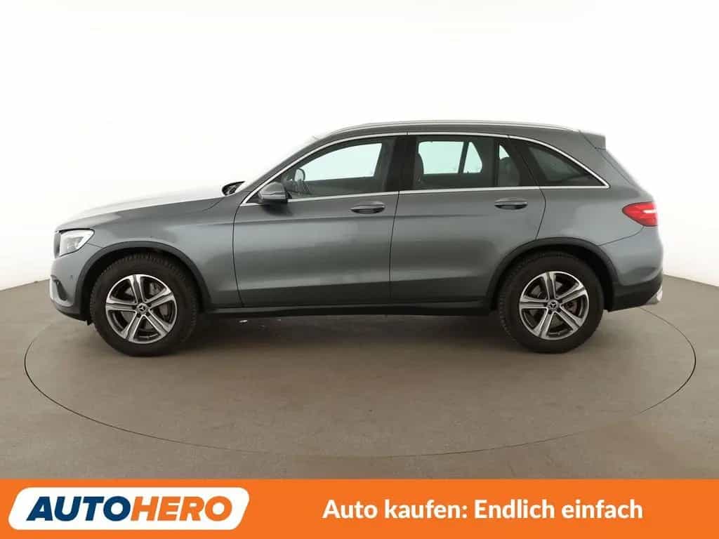 Mercedes-Benz GLC 250 4Matic Exclusive Aut.*NAVI*LED*TEMPO*PDC 01/2017-photo-2