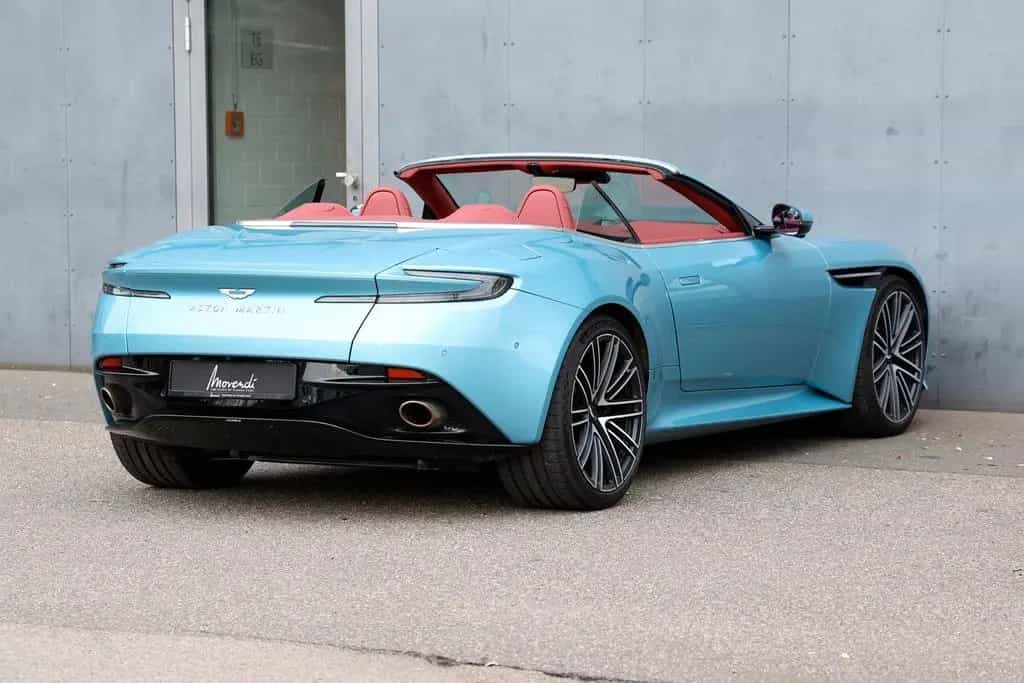 Aston Martin DB12 Volante 1. Hand 07/2024-photo-6