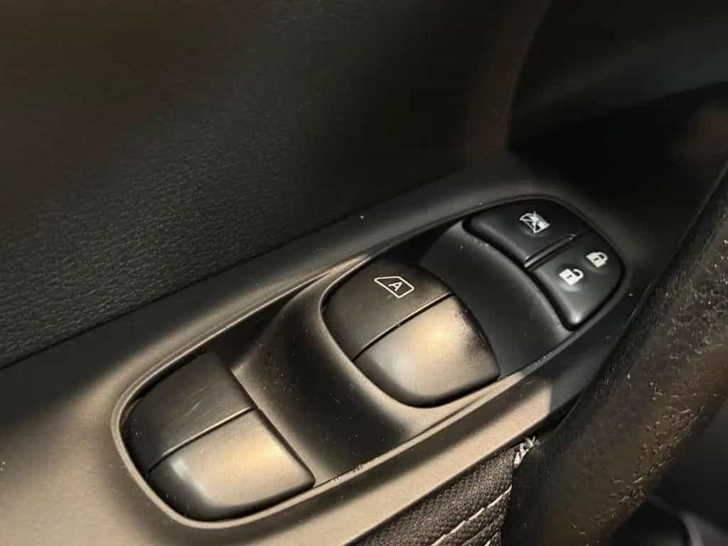 Nissan Qashqai Visia *HU/AU NEU*PANO* 03/2016-photo-30