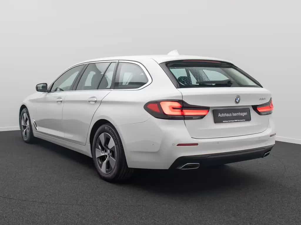 BMW 520 i DAB Alarm FernlichtAssis PDC GeschwindigReg 08/2022-photo-8