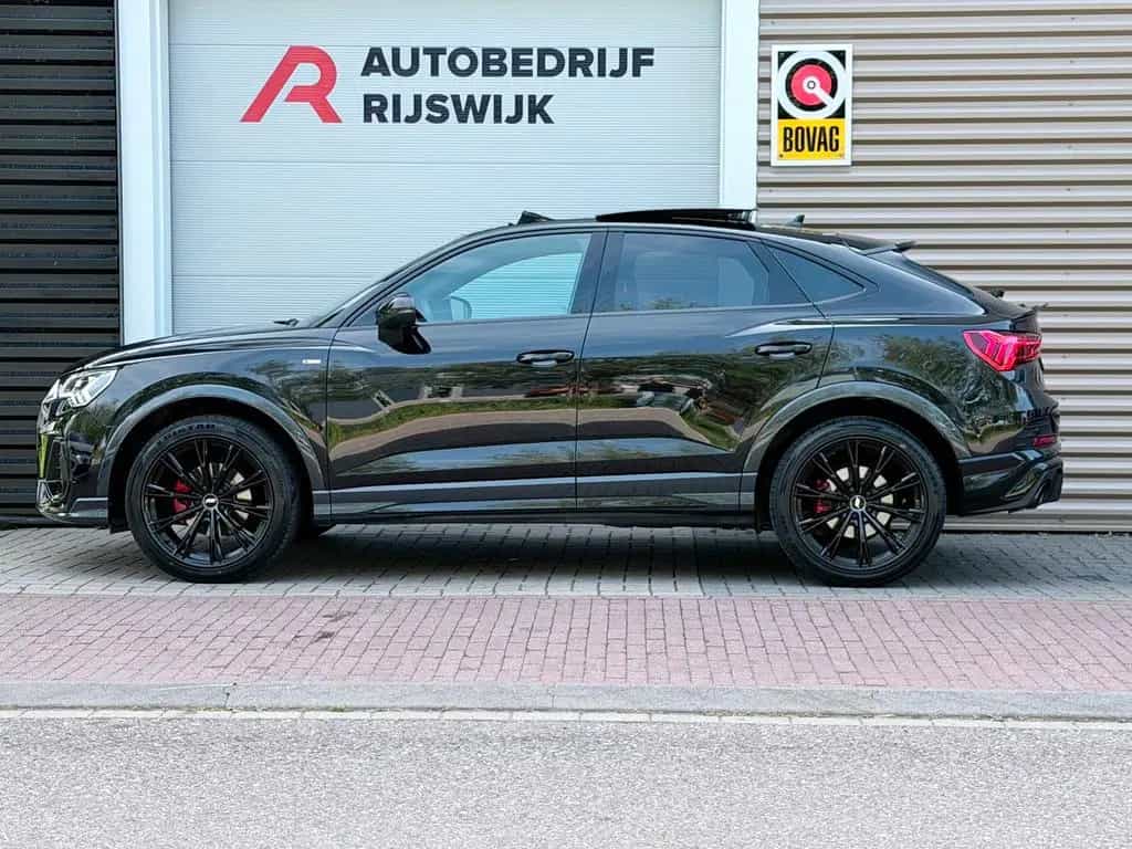 Audi Q3 Sportback 35 TFSI S-Line RSQ3 Pano/Keyless/So 05/2023-photo-1