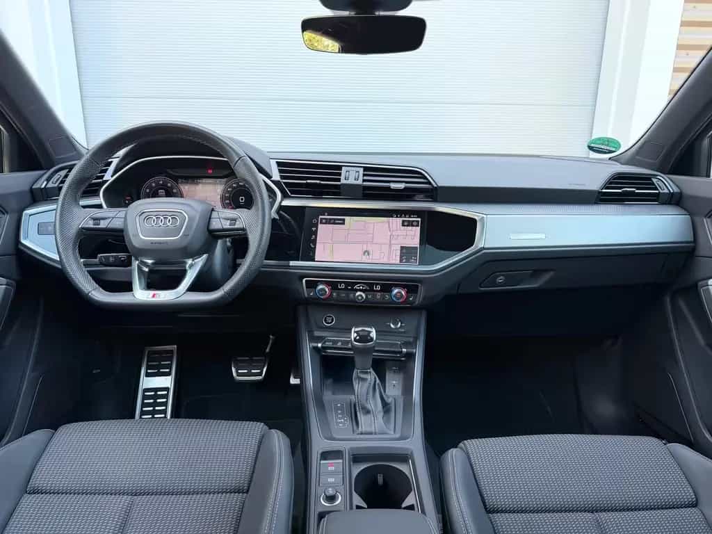 Audi Q3 Sportback 35 TFSI S-Line RSQ3 Pano/Keyless/So 05/2023-photo-9