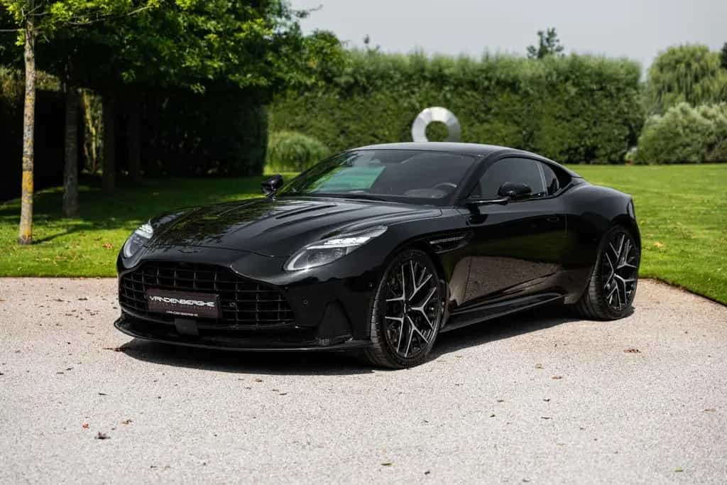 Aston Martin DB12 4.0 V8 / COUPE / BOWERS & WILKINS / 360° / VAT 04/2025-photo-2