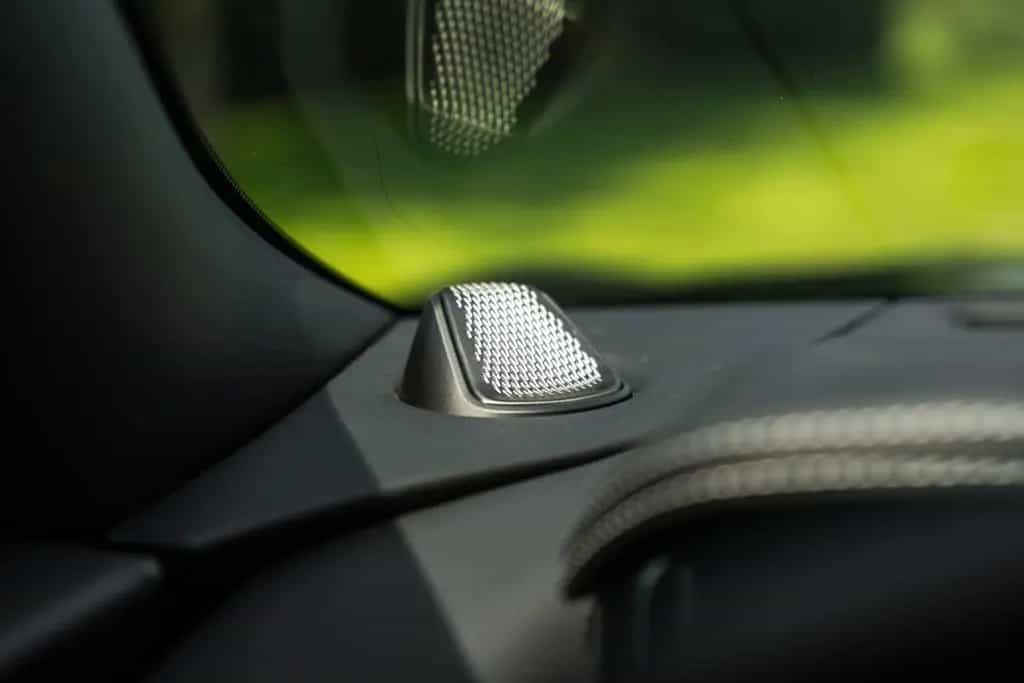 Aston Martin DB12 4.0 V8 / COUPE / BOWERS & WILKINS / 360° / VAT 04/2025-photo-20