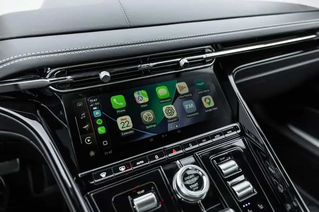 Aston Martin DB12 4.0 V8 / COUPE / BOWERS & WILKINS / 360° / VAT 04/2025-photo-22