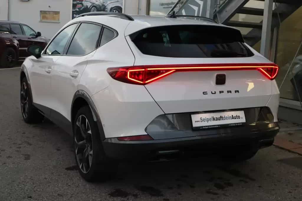 Cupra Formentor 1.5 TSI*ACC*KAMERA*SHZ*NAVI*DAB* 09/2023-photo-3