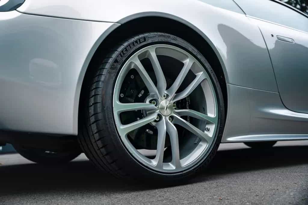Aston Martin DBS 6.0 V12 | EX WERKS PRESS FLEET | ZUSTANDSNOTE 1 05/2011-photo-12