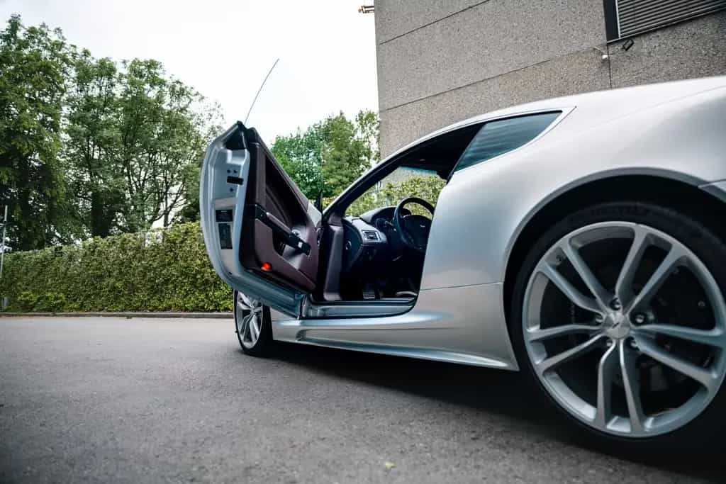 Aston Martin DBS 6.0 V12 | EX WERKS PRESS FLEET | ZUSTANDSNOTE 1 05/2011-photo-6