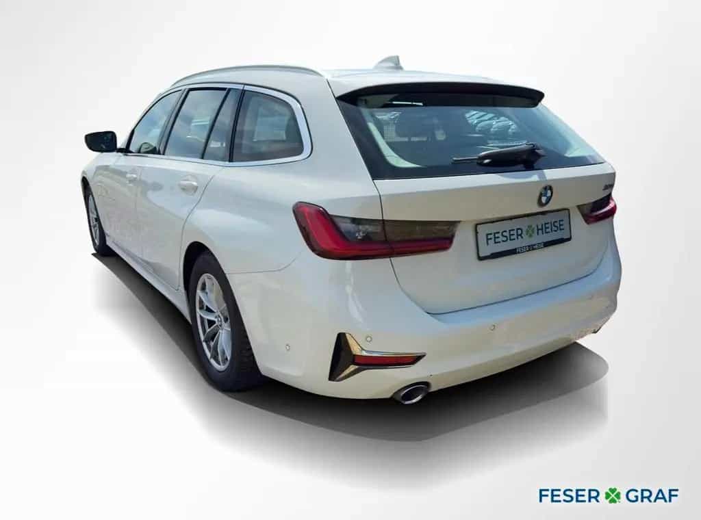 BMW 320 d A Touring Luxury Line AHK*LED*DAB+*Driving 11/2019-photo-2