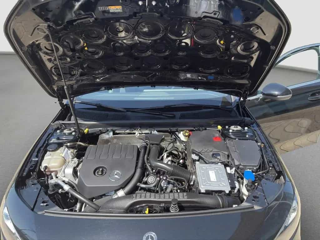 Mercedes-Benz A 200 Progressive*PanoDach*NavigationPremuim*LED 07/2018-photo-16