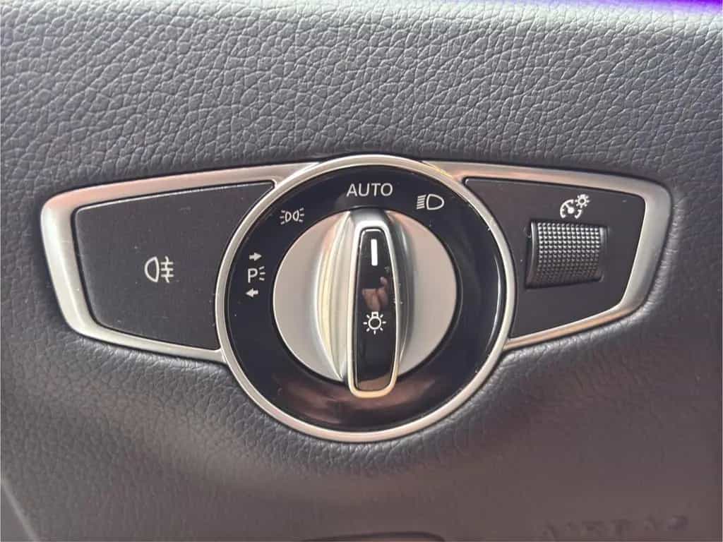 Mercedes-Benz E 200 T Leder Navi Digital Cockpit Kamera Keyles 09/2022-photo-19