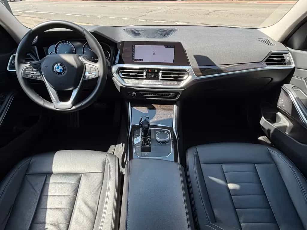 BMW 320 d Luxury Line Aut. 1 Hand - LED - Leder - // 04/2021-photo-12