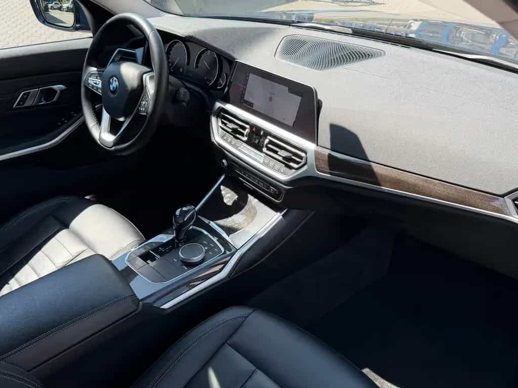 BMW 320 d Luxury Line Aut. 1 Hand - LED - Leder - // 04/2021-photo-13