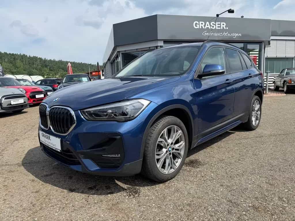 BMW X1 xDrive18d Sport Line Navi DAB LED RFK Shz 12/2020-photo-0