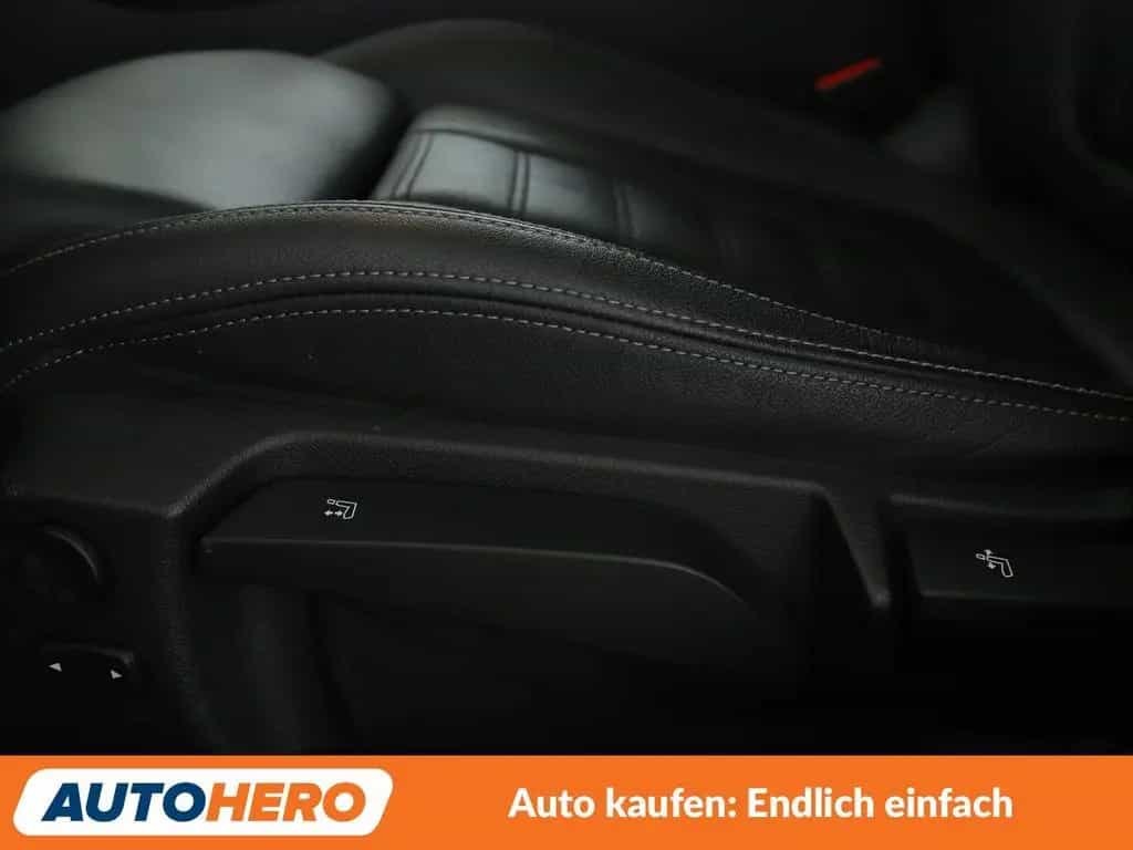 BMW 330 i xDrive Luxury Line Aut.*NAVI*LED*PDC*ACC* 05/2022-photo-26