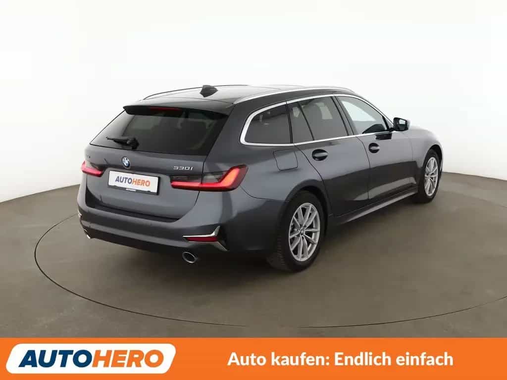 BMW 330 i xDrive Luxury Line Aut.*NAVI*LED*PDC*ACC* 05/2022-photo-5