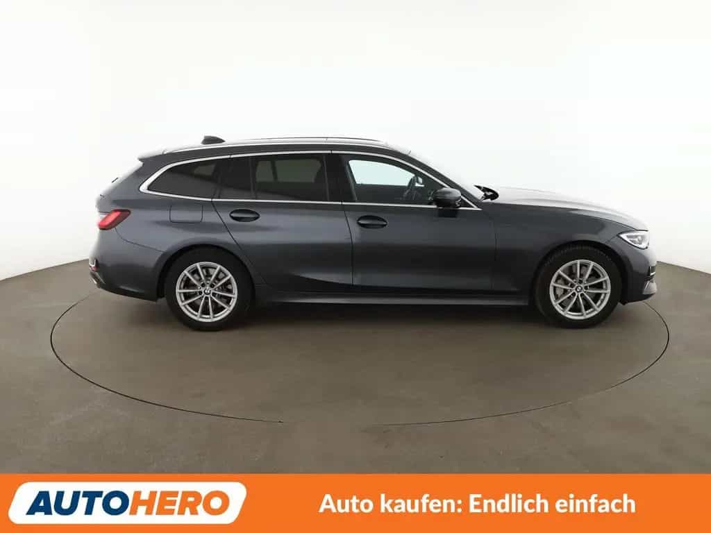 BMW 330 i xDrive Luxury Line Aut.*NAVI*LED*PDC*ACC* 05/2022-photo-6