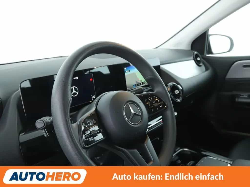 Mercedes-Benz B 200 d Aut.*NAVI*TEMPO*PDC*SHZ* 07/2020-photo-10