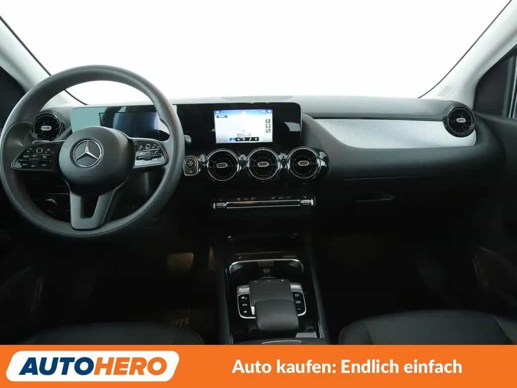 Mercedes-Benz B 200 d Aut.*NAVI*TEMPO*PDC*SHZ* 07/2020-photo-11