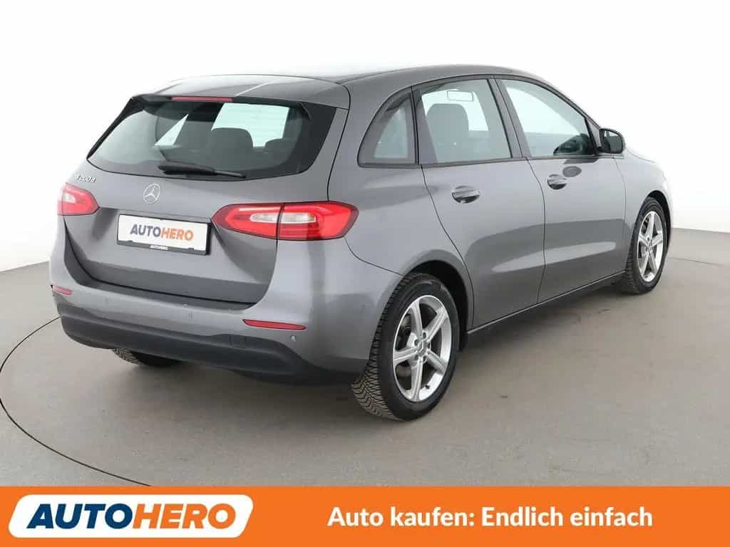 Mercedes-Benz B 200 d Aut.*NAVI*TEMPO*PDC*SHZ* 07/2020-photo-5