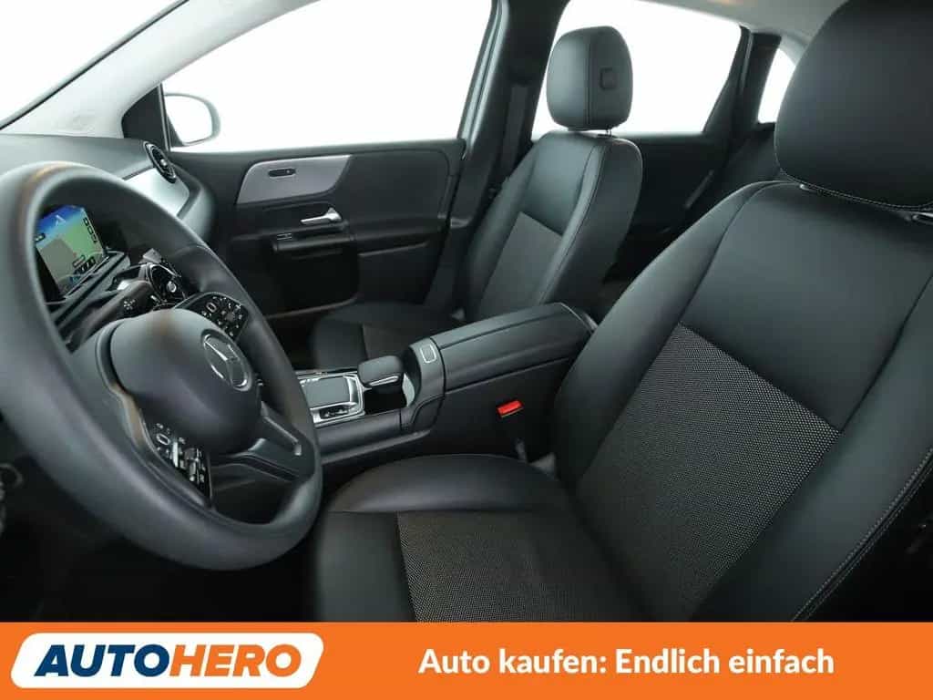 Mercedes-Benz B 200 d Aut.*NAVI*TEMPO*PDC*SHZ* 07/2020-photo-9