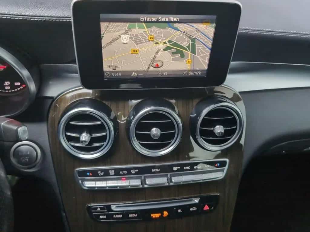 Mercedes-Benz GLC 300 Coupe 4Matic 9G-TRONIC AMG Line ILS SHD 09/2018-photo-15