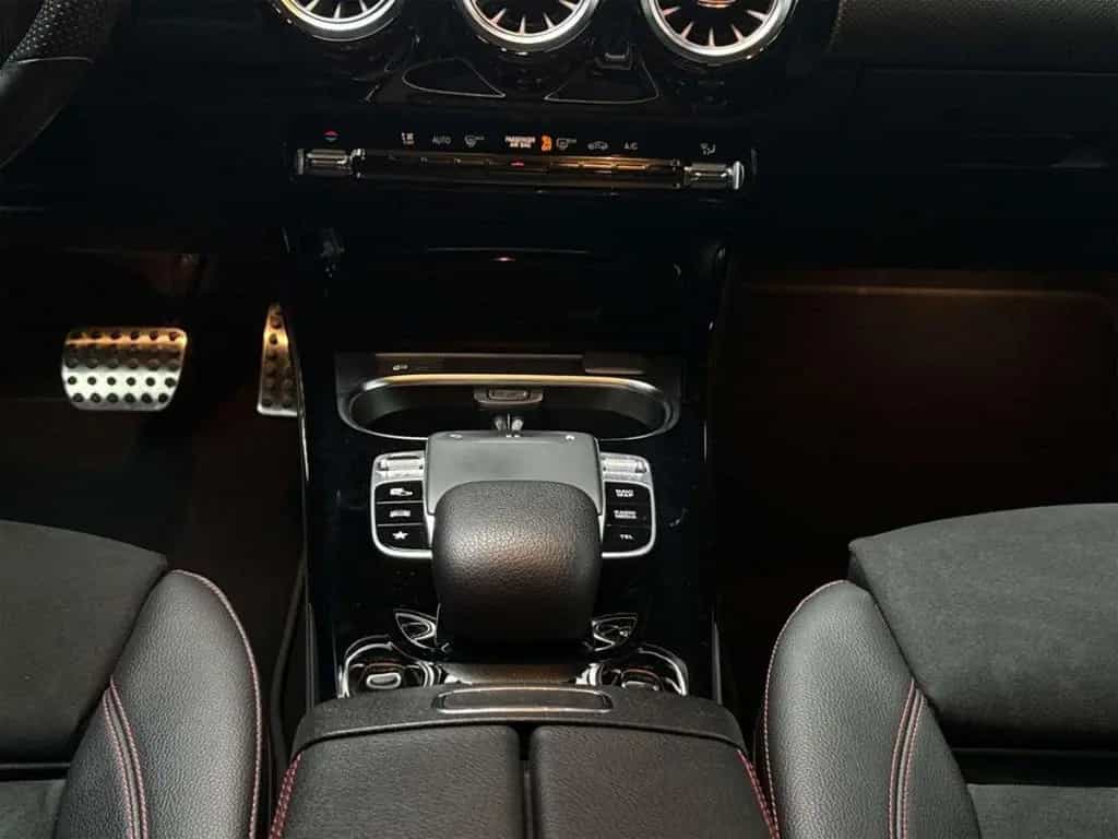 Mercedes-Benz CLA 220 SB AMG-Line Night LED Pano Sound Ambient 10/2019-photo-16