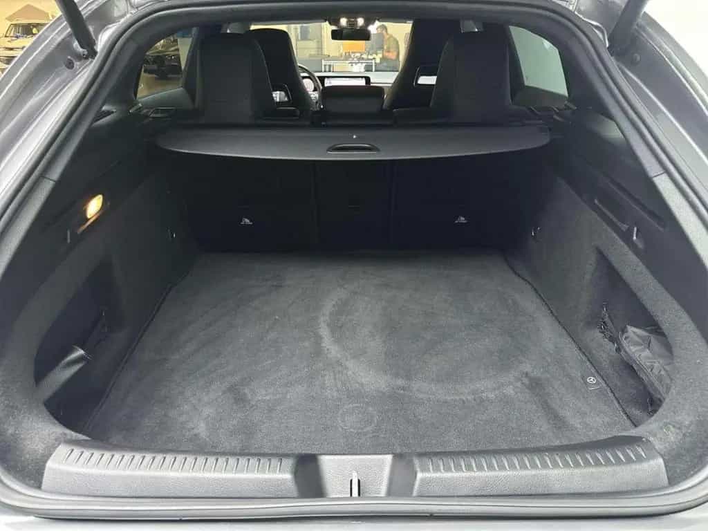 Mercedes-Benz CLA 220 SB AMG-Line Night LED Pano Sound Ambient 10/2019-photo-18