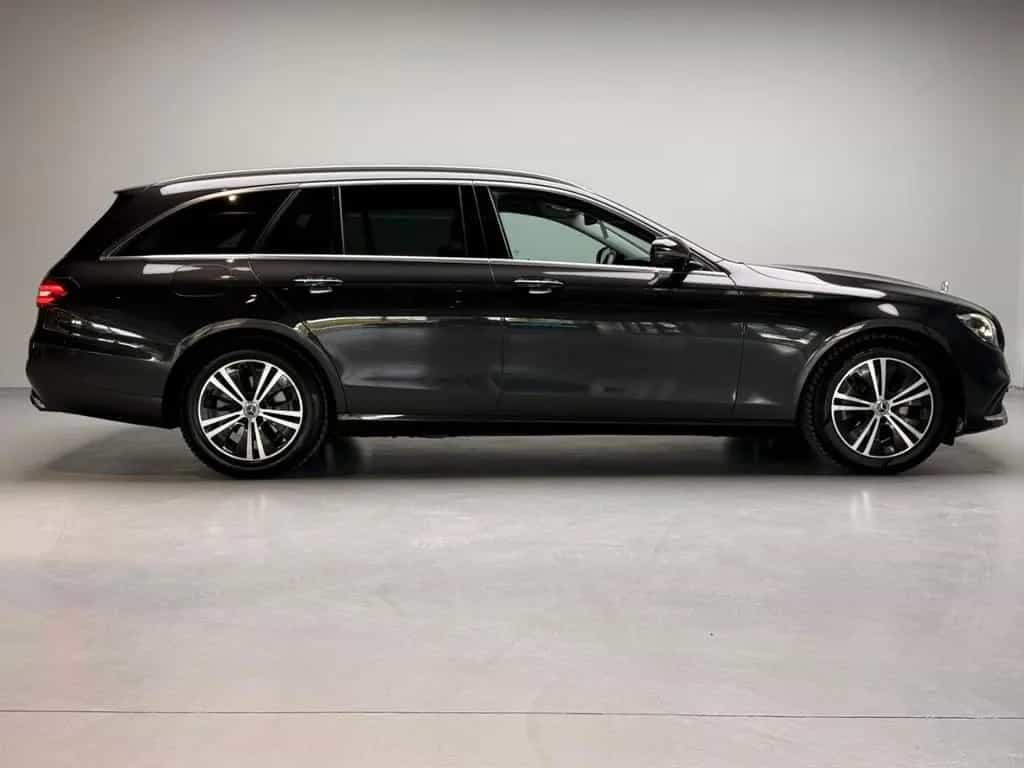Mercedes-Benz E 220 d 4Matic T Avantgarde Sparsam Elegant 03/2021-photo-3