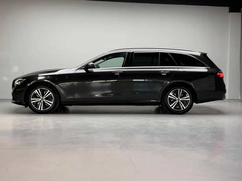 Mercedes-Benz E 220 d 4Matic T Avantgarde Sparsam Elegant 03/2021-photo-4