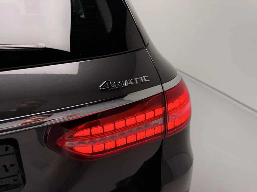 Mercedes-Benz E 220 d 4Matic T Avantgarde Sparsam Elegant 03/2021-photo-7