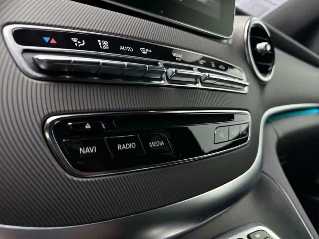 Mercedes-Benz V 250 250d lang Avantg. 360 ILS Leder Comand Sta 06/2019-photo-17
