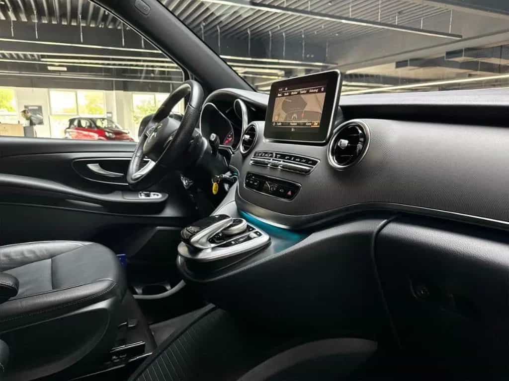 Mercedes-Benz V 250 250d lang Avantg. 360 ILS Leder Comand Sta 06/2019-photo-29