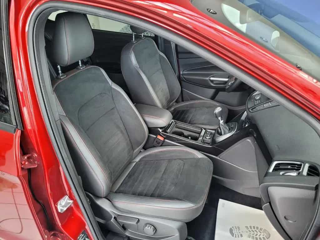 Ford Kuga ST-Line 2Hd./AHK/Navi/Bi-Xenon/150PS/18" 08/2018-photo-15
