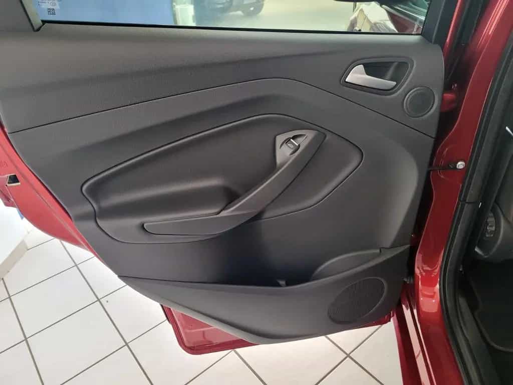 Ford Kuga ST-Line 2Hd./AHK/Navi/Bi-Xenon/150PS/18" 08/2018-photo-24