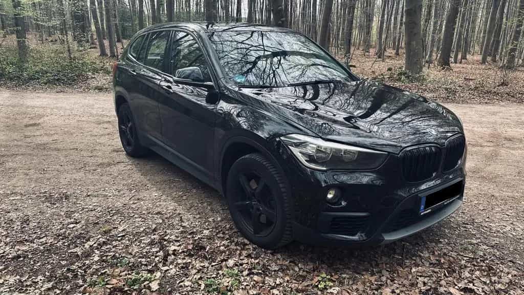BMW X1 xDrive20i Automatik - 10/2016-photo-1