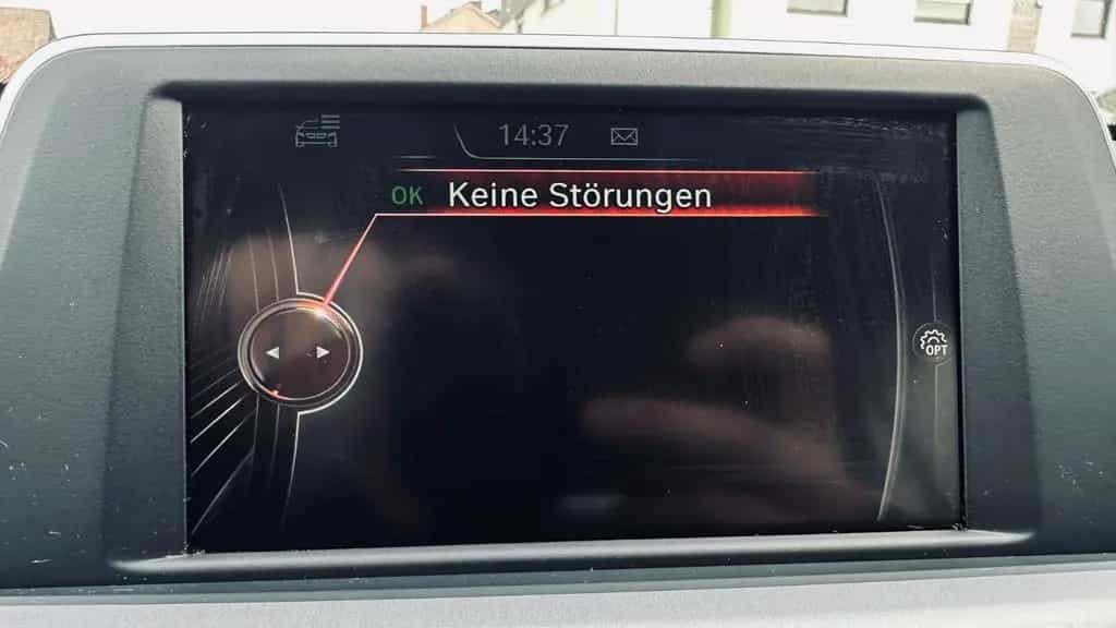 BMW X1 xDrive20i Automatik - 10/2016-photo-6