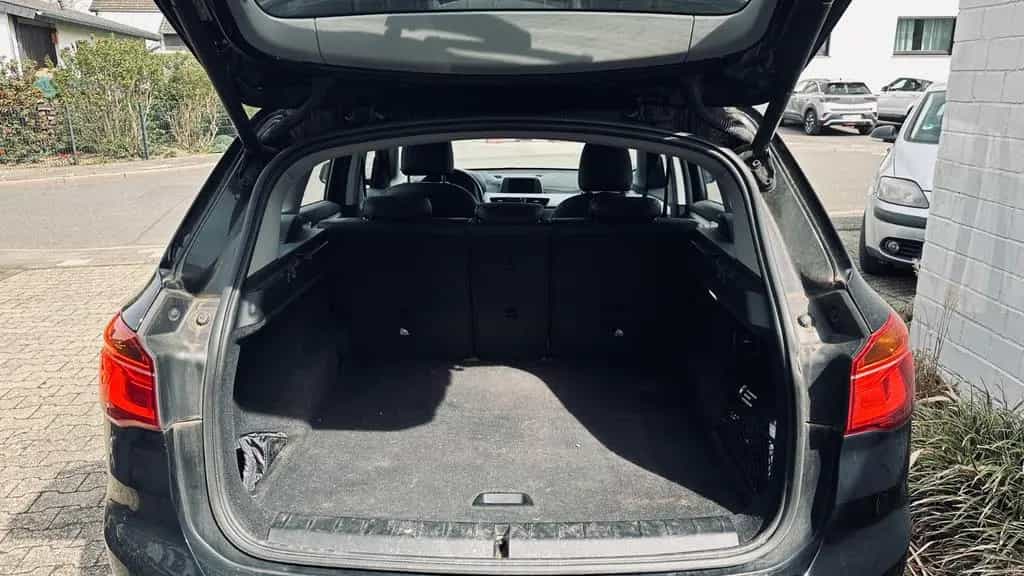 BMW X1 xDrive20i Automatik - 10/2016-photo-8