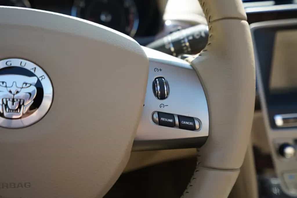Jaguar XKR Supercharged 5.0 V8 Cabrio*R Performance*B&W 03/2011-photo-13