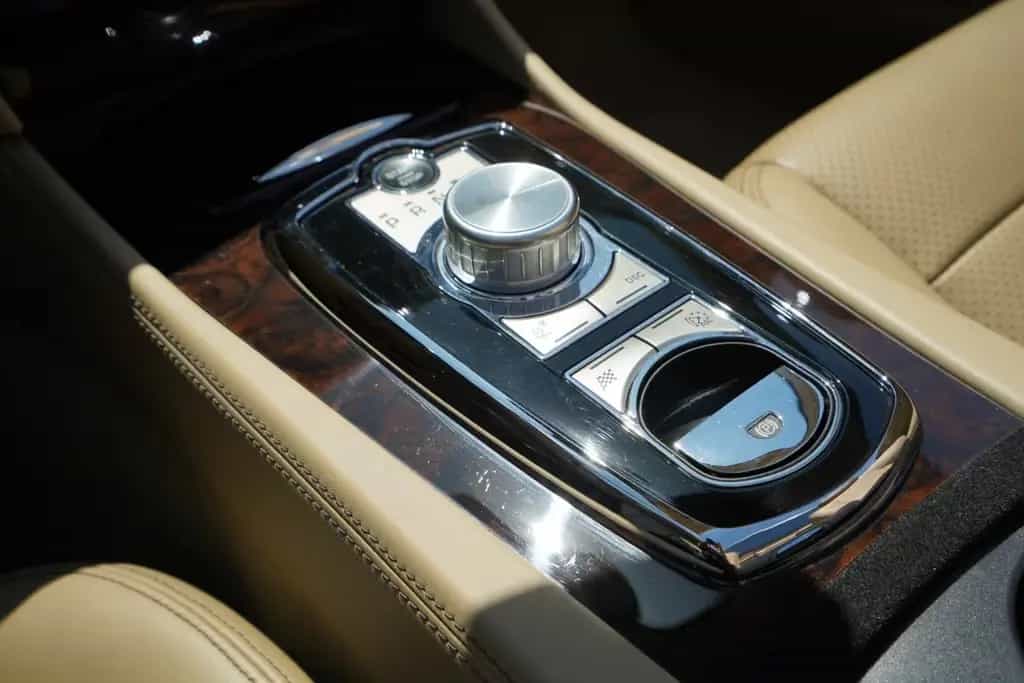 Jaguar XKR Supercharged 5.0 V8 Cabrio*R Performance*B&W 03/2011-photo-14