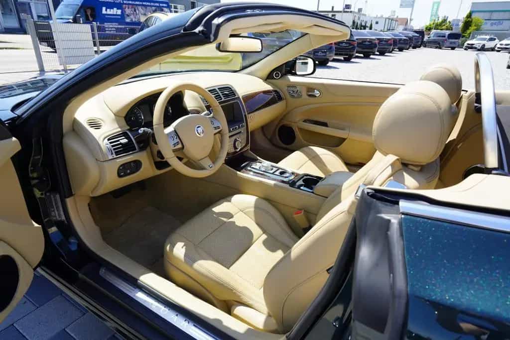 Jaguar XKR Supercharged 5.0 V8 Cabrio*R Performance*B&W 03/2011-photo-19