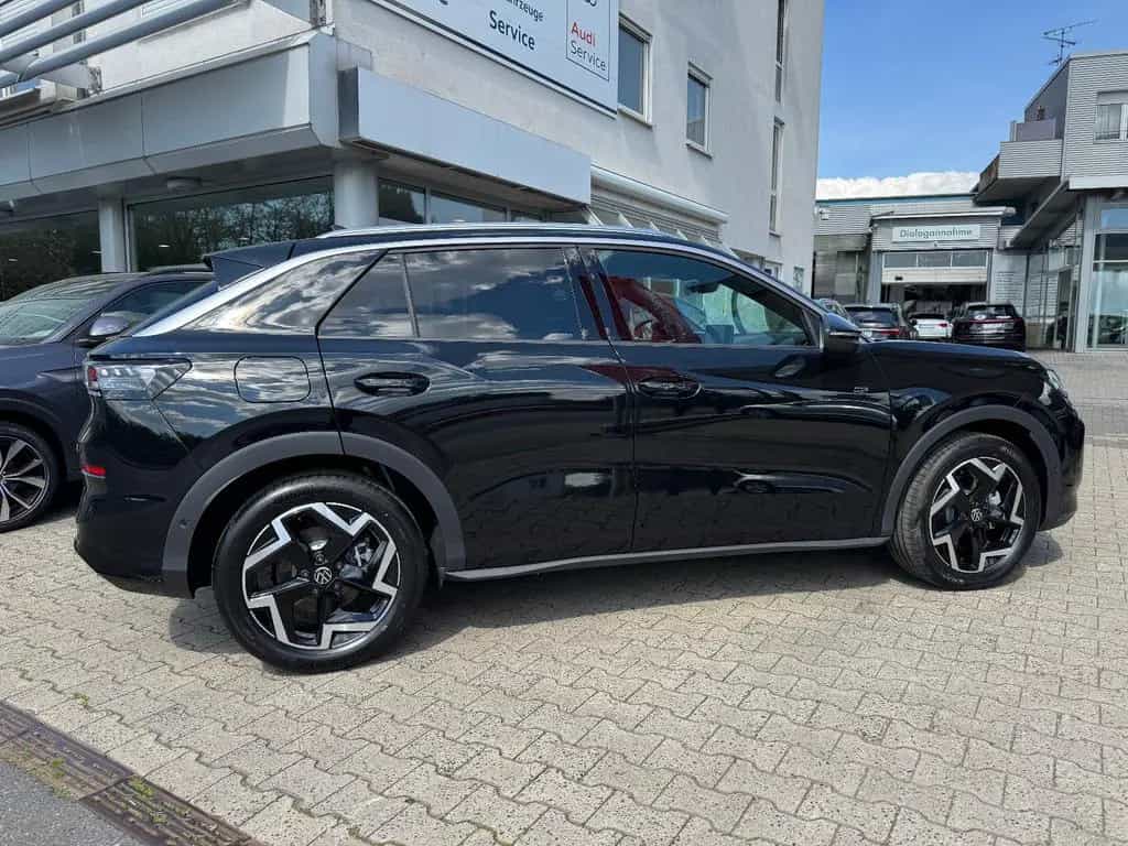 Volkswagen T-Roc R-Line 1.5 eTSI DSG  -AHK- 04/2026-photo-21
