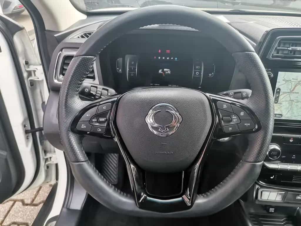 Ssangyong Tivoli Sapphire 4x4 1.5 TGDI LED|Navi|RFK|Allrad 11/2023-photo-9