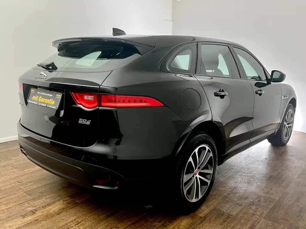 Jaguar F-Pace R-Sport  4x4 PANO/ MERIVAN /1.HD / 81.tKM 02/2018-photo-3