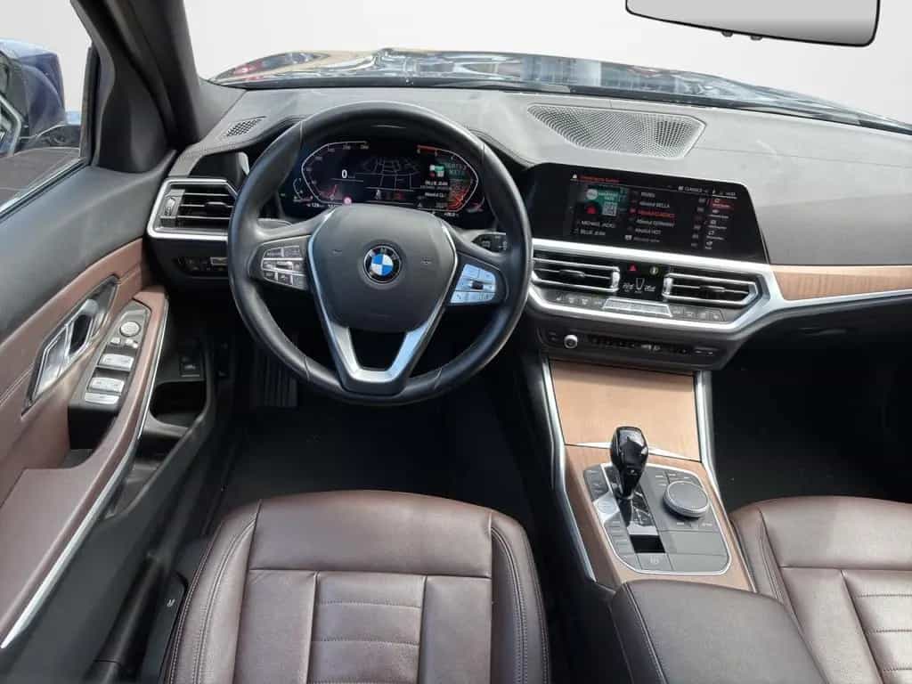 BMW 320 3er Touring - 320 d xDrive Luxury Line Klima 03/2020-photo-12